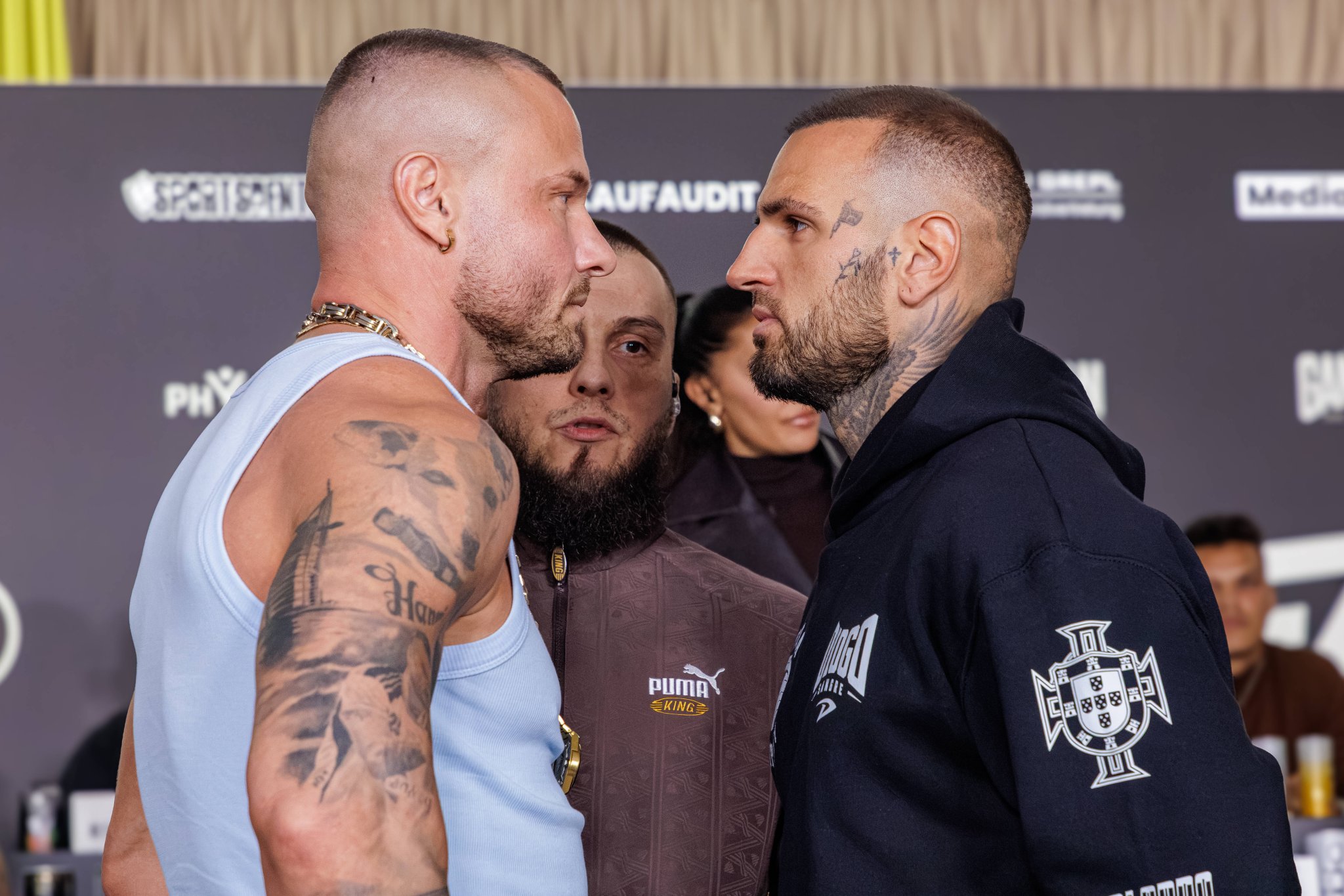 Eric Sindermann und Diogo Sangre beim Face-off vor Fame Fighting 4