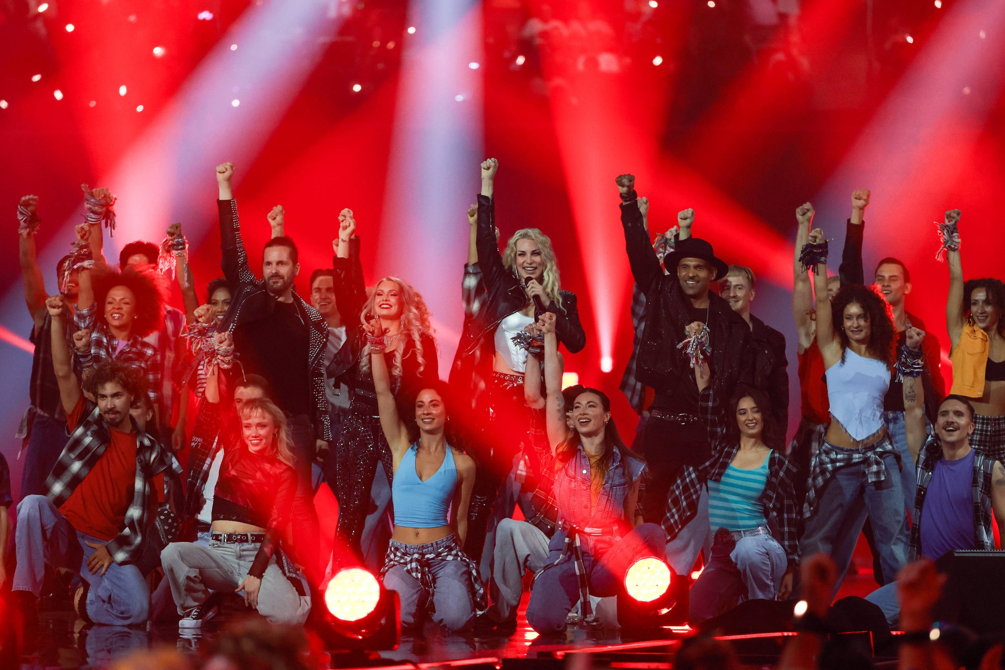 Ensemble von Wahnsinn – Die Show mit Wolfgang-Petry-Hits auf der Bühne beim Schlagerbooom 2026