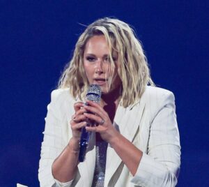Helene Fischer mit neuer Frisur auf der Bühne beim Schlagerbooom 2026 in Dortmund