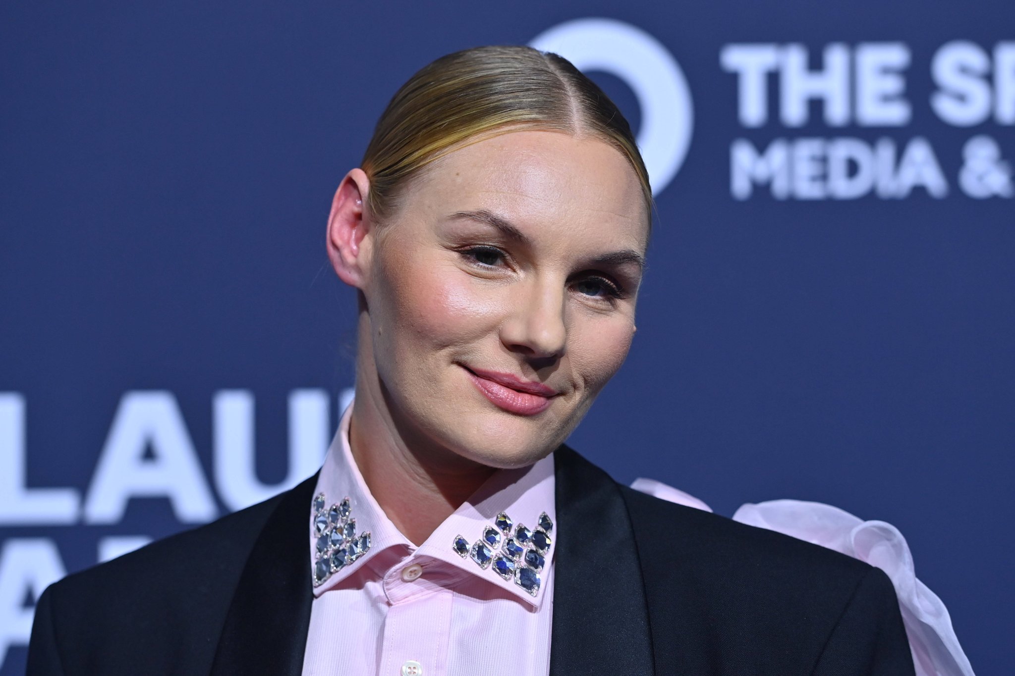 Franken-Tatort-Kommissarin Rosalie Thomass auf dem roten Teppich beim Blauer Panther in München